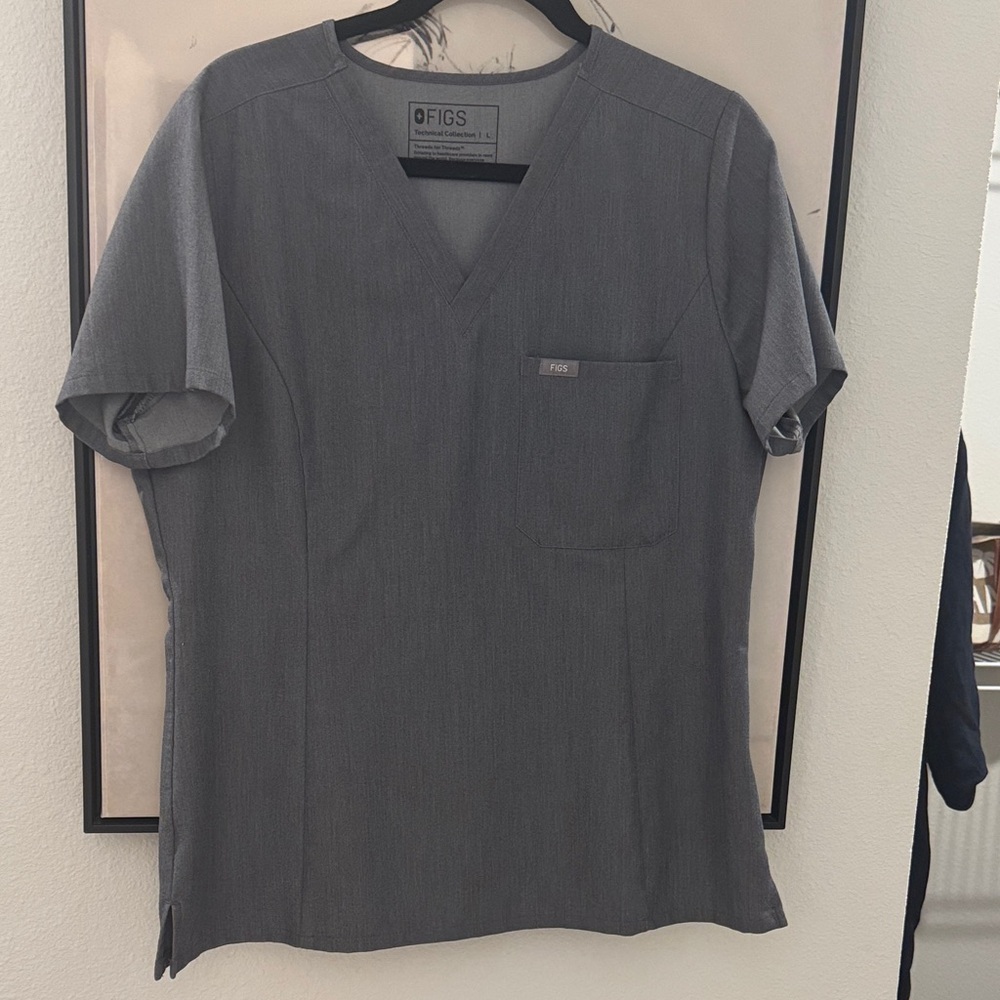 Figs Charcoal Short Sleeve Women's Scrub Top